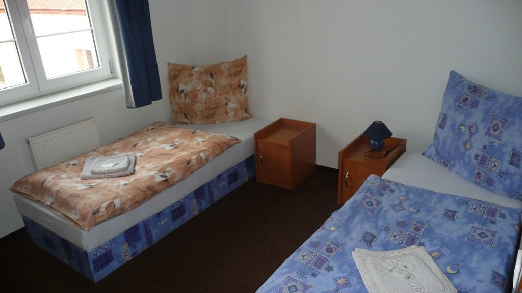 Penzion Hajsky Mlyn Nebanice Bagian luar foto